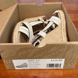 Tommy Bahama 4” wedge sling back sandals